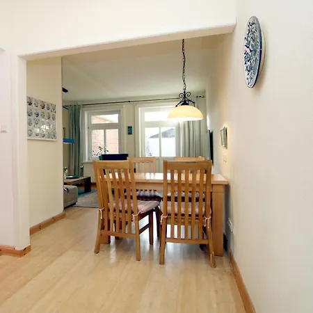 Badestra_e 36_ Historisches Stadth